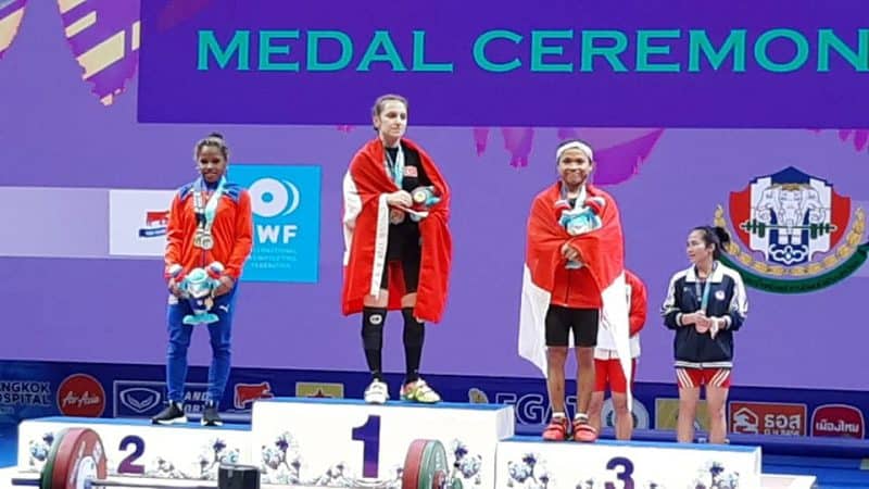 на чемпионате мира по тяжелой атлетике два мировых рекорда