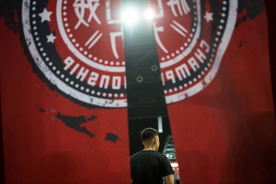Китай повторно закрывает спортивные залы